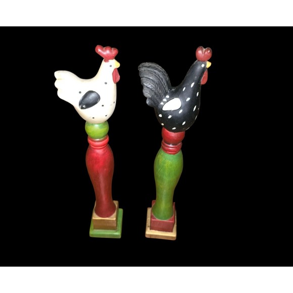 Farmhouse Rooster & Hen Pedestal  Decor Rustic Wooden Chicken Figurines Pair VTG - Picture 1 of 4